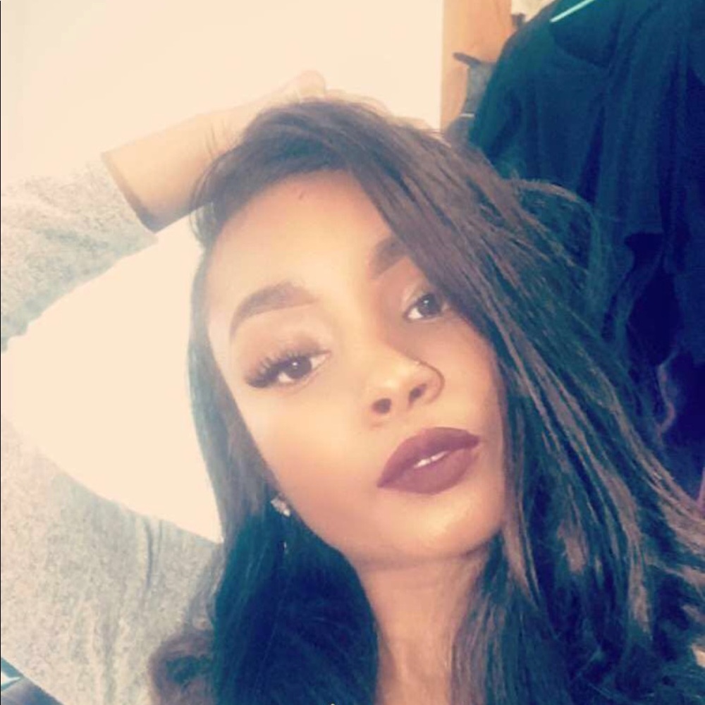 Meet your Posher, Nailah